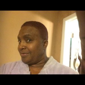 Meet your Posher, Stella